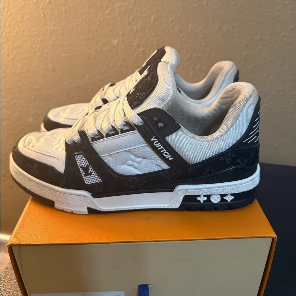 Louis Vuitton skates & balenciaga runners - Picture 6 of 9
